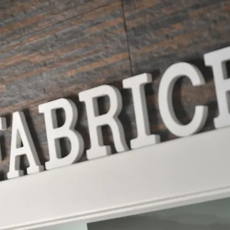 Angelique סנטה טרזה גאיורה