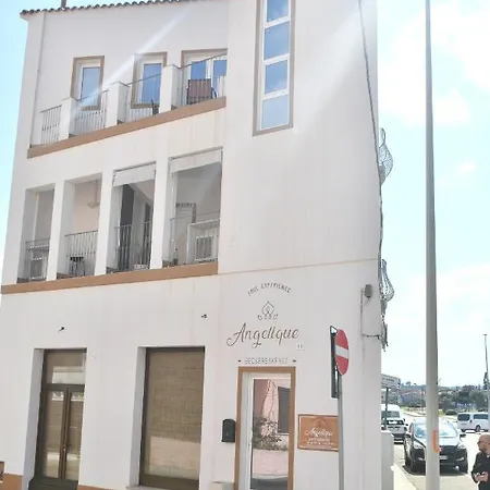 Angelique בית הארחה 3*